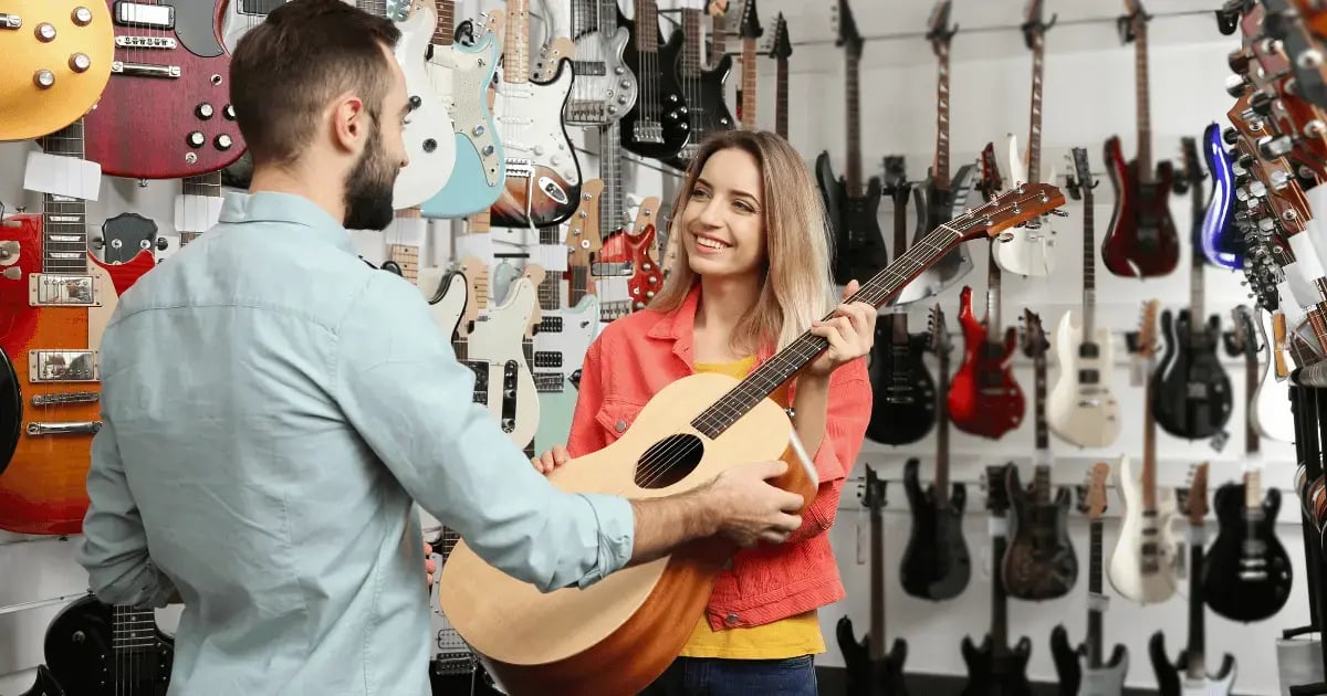 MSC 112525 REFRESH 6 Ways To Build Long-Term Customer Relationships BLOG